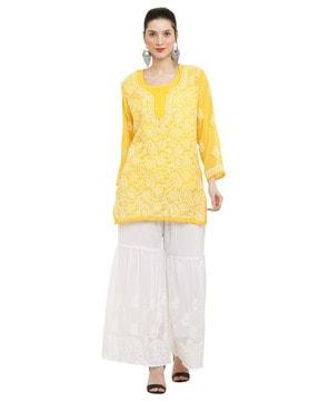 women embroidered straight kurta & sharara set