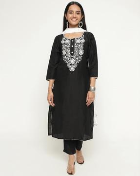 women embroidered straight kurta set with dupatta