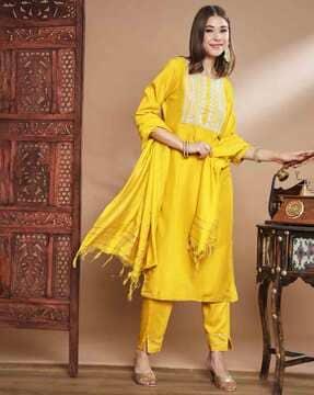 women embroidered straight kurta set with dupatta