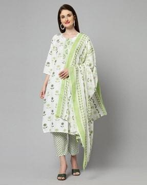 women embroidered straight kurta set