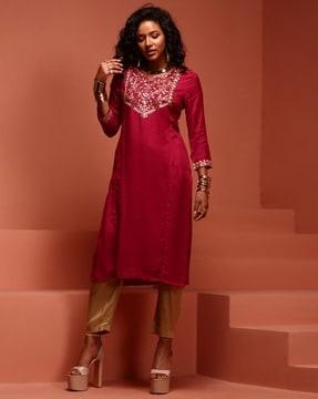 women embroidered straight kurta set