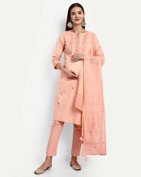 women embroidered straight kurta set