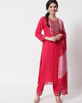 women embroidered straight kurta set