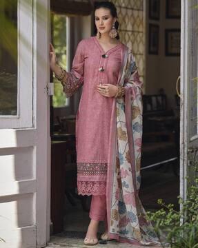 women embroidered straight kurta set