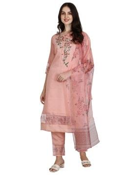 women embroidered straight kurta set