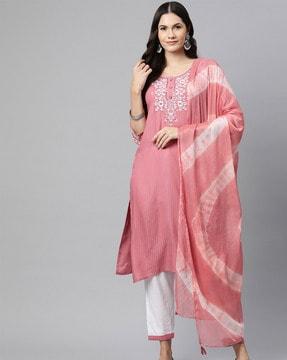 women embroidered straight kurta set