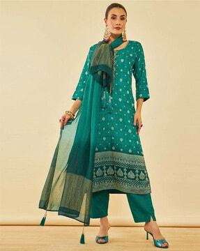 women embroidered straight kurta set