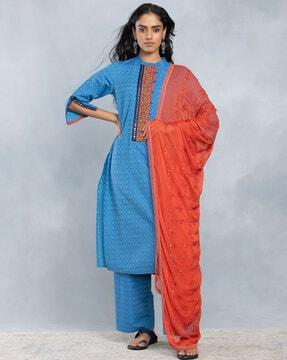 women embroidered straight kurta set