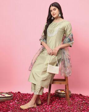 women embroidered straight kurta set