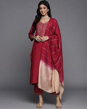 women embroidered straight kurta set