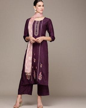 women embroidered straight kurta set