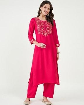 women embroidered straight kurta set