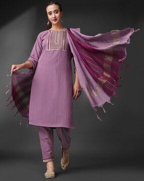 women embroidered straight kurta set