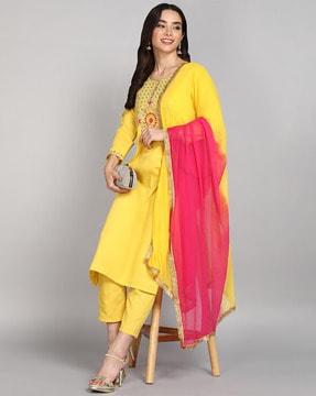 women embroidered straight kurta set