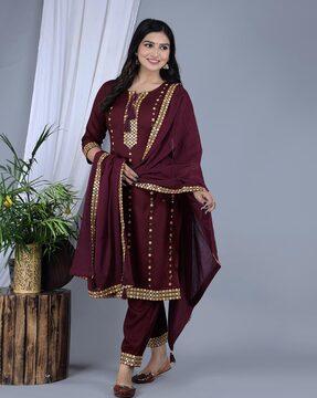 women embroidered straight kurta set