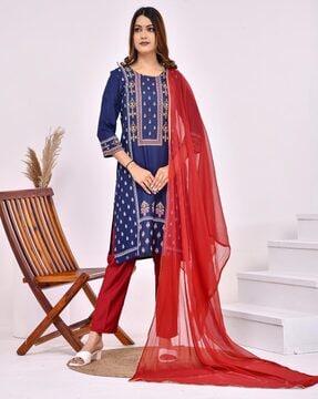 women embroidered straight kurta set