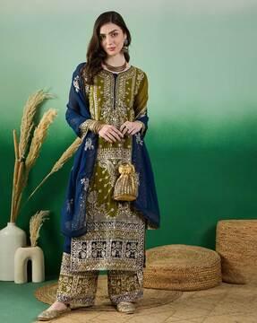 women embroidered straight kurta set