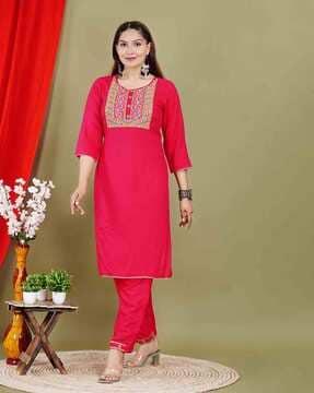 women embroidered straight kurta set