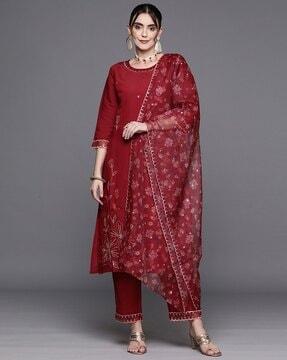 women embroidered straight kurta set