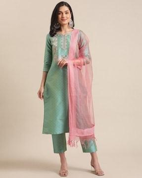 women embroidered straight kurta set