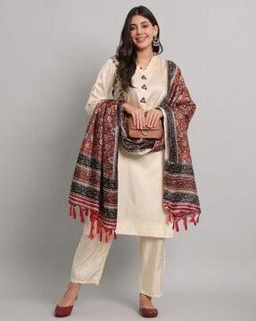 women embroidered straight kurta set