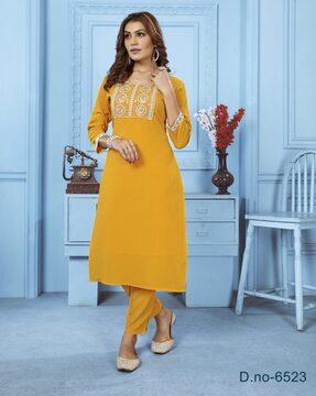 women embroidered straight kurta set