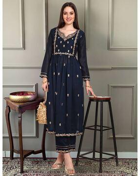 women embroidered straight kurta set