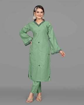 women embroidered straight kurta set