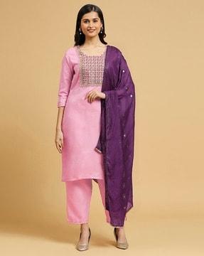 women embroidered straight kurta set