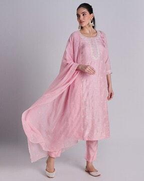 women embroidered straight kurta set