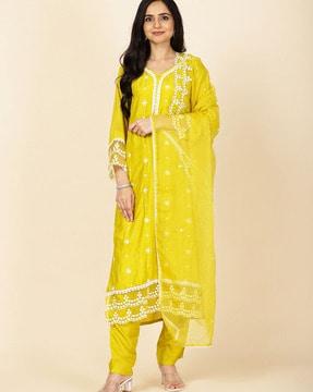 women embroidered straight kurta set