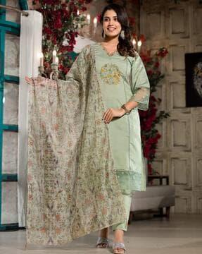 women embroidered straight kurta set