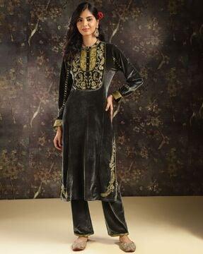 women embroidered straight kurta suit set