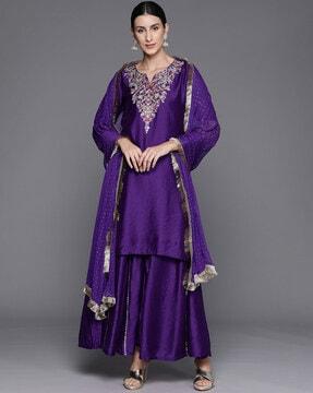 women embroidered straight kurta suit set