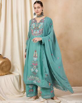 women embroidered straight kurta suit set