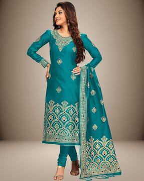 women embroidered straight kurta with churidar & dupatta