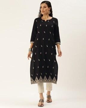 women embroidered straight kurta with insert side pocket