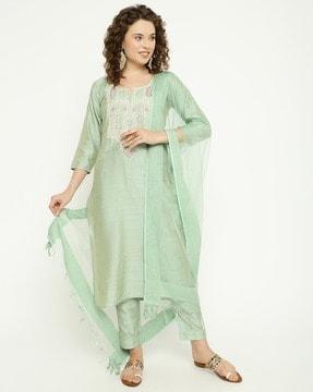 women embroidered straight kurta with pants & dupatta