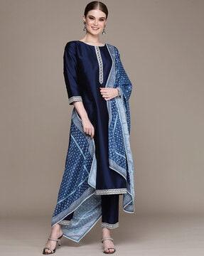 women embroidered straight kurta with pants & dupatta