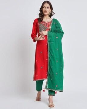 women embroidered straight kurta with pants & dupatta