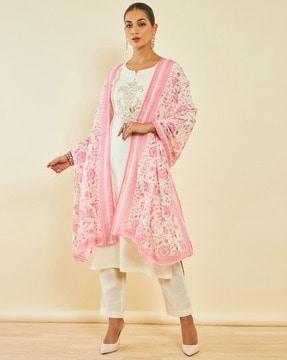 women embroidered straight kurta with pants & dupatta