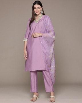 women embroidered straight kurta with pants & dupatta