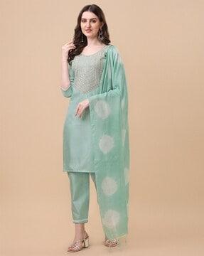 women embroidered straight kurta with pants & dupatta