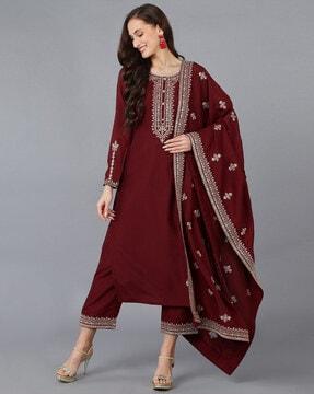 women embroidered straight kurta with pants & dupatta