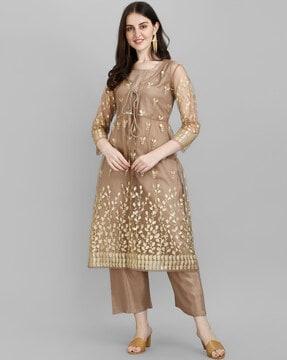 women embroidered straight kurta with pants with jacket