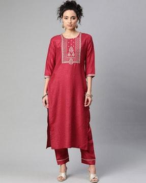 women embroidered straight kurta with pants