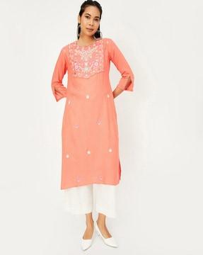 women embroidered straight kurta