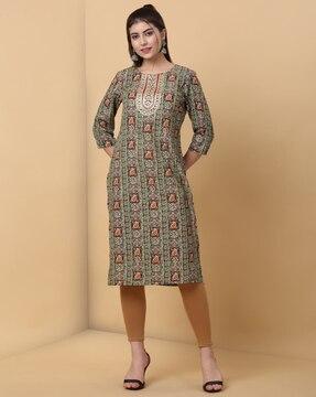 women embroidered straight kurta