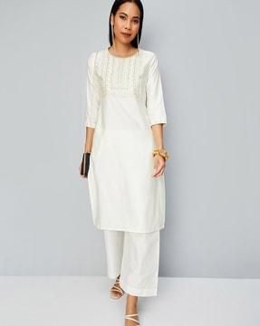 women embroidered straight kurta