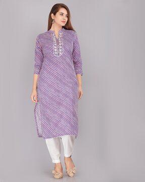 women embroidered straight kurta